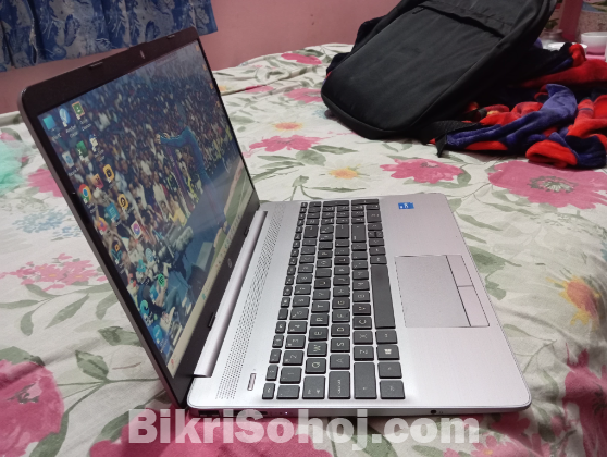 HP 250 G9 i5 12th Gen